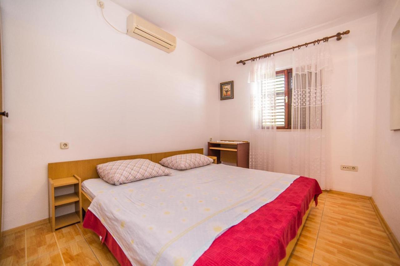 Apartments&Rooms Drpić Splitska Buitenkant foto