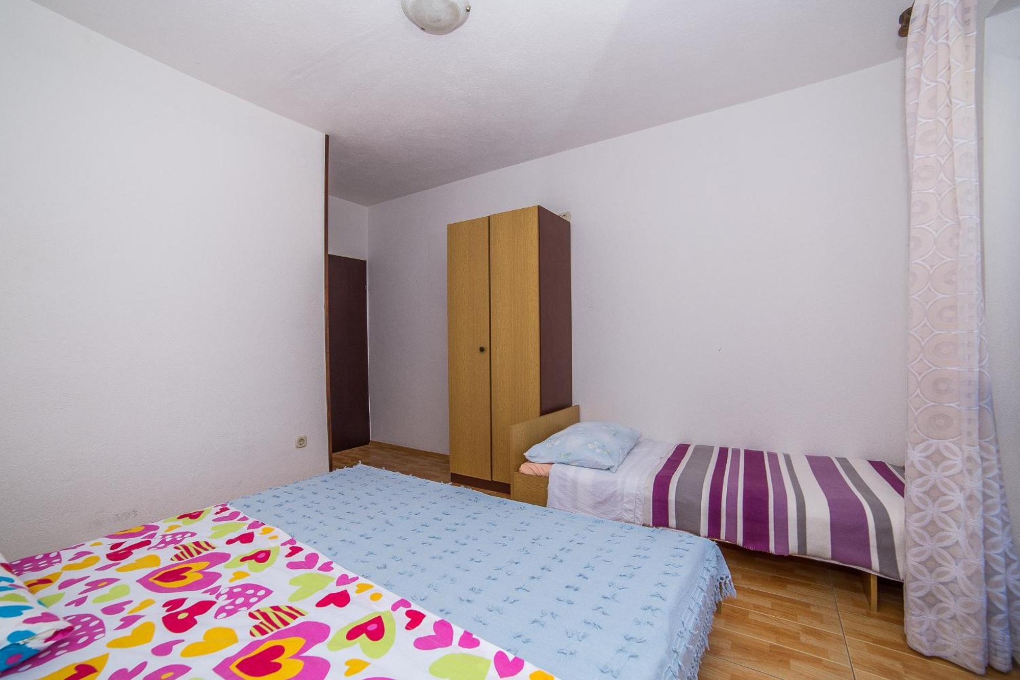Apartments&Rooms Drpić Splitska Buitenkant foto